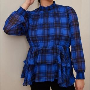 Crinkle chiffon ruffled top